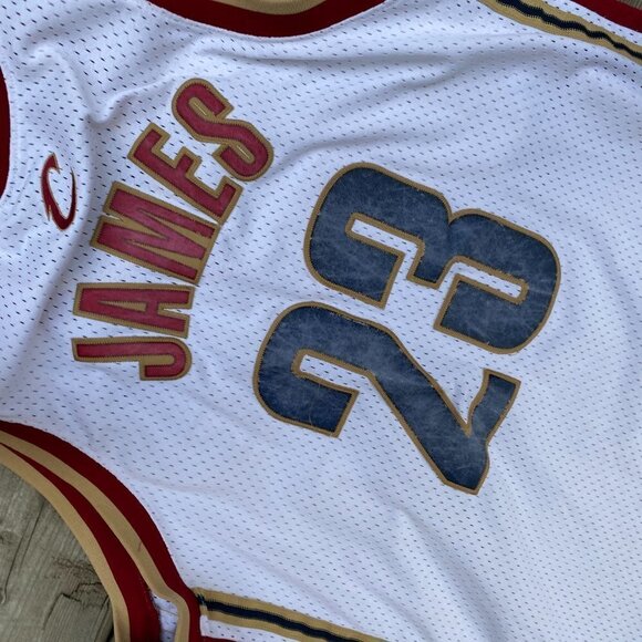 Vintage Nike Lebron James Jersey Cleveland Cavaliers Jersey XL - Picture 3 of 8